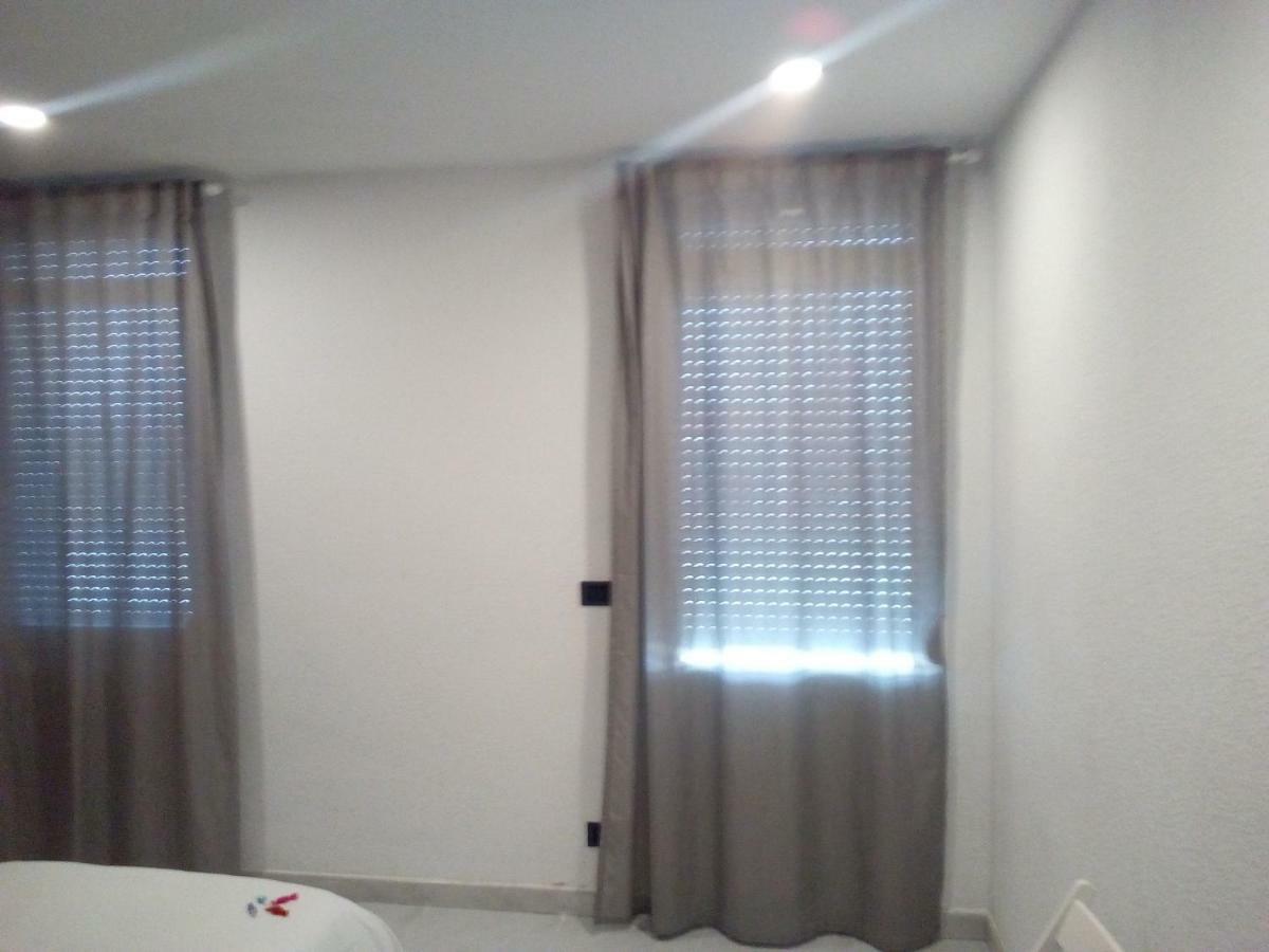 La Bilbaina Hotel Vitoria-Gasteiz Quarto foto