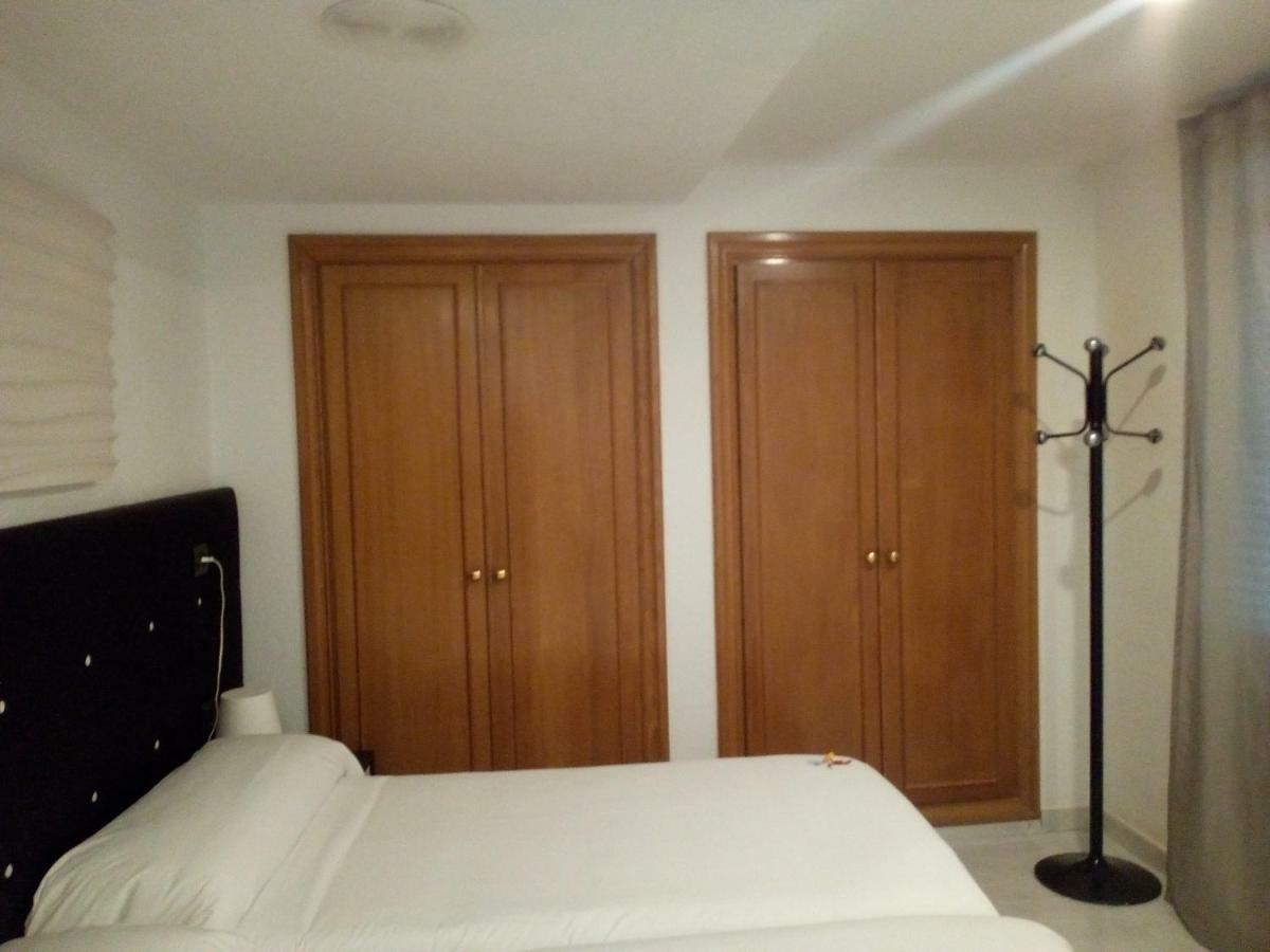 La Bilbaina Hotel Vitoria-Gasteiz Quarto foto