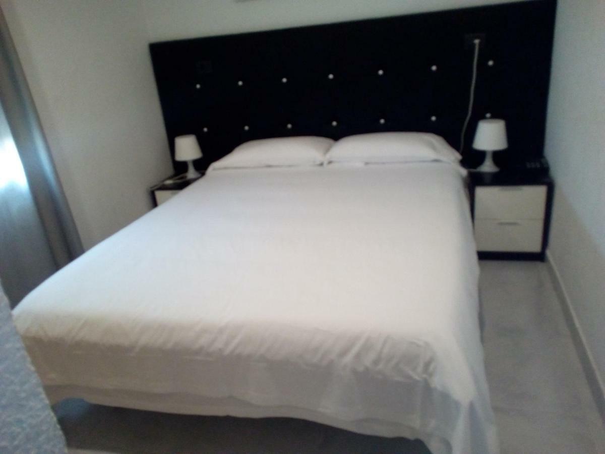 La Bilbaina Hotel Vitoria-Gasteiz Quarto foto